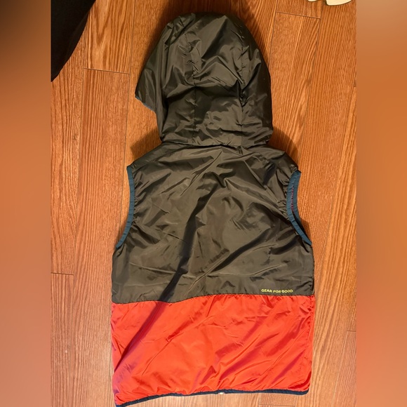 Catopaxi Colorblock Hooded Vest - Picture 2 of 9